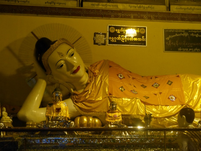 Weltreise Myanmar Buddha