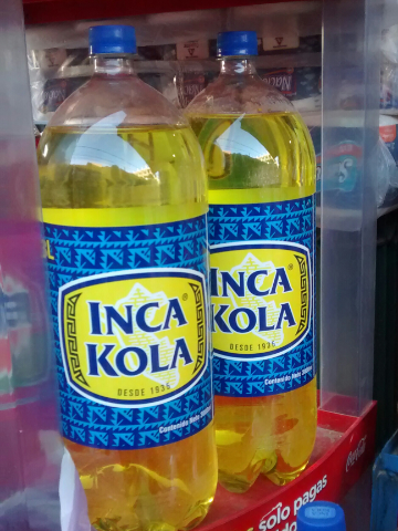 Quietschgelbe Inca-Kola.