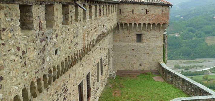 Schloss Bardi Burg Castello di Bardi