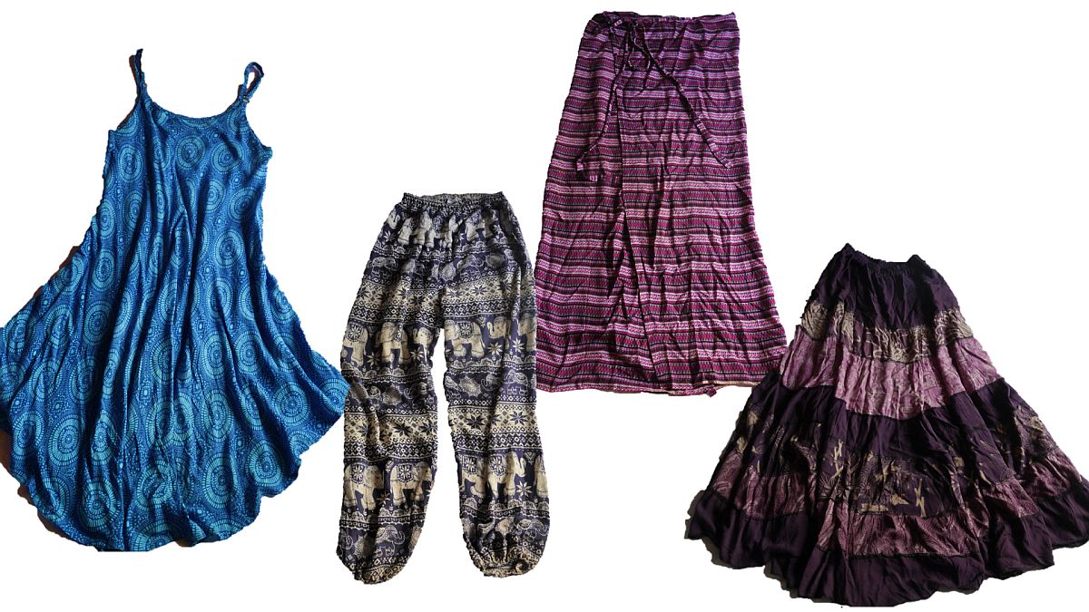1 Kleid, 2 Röcke, 1 Hose.