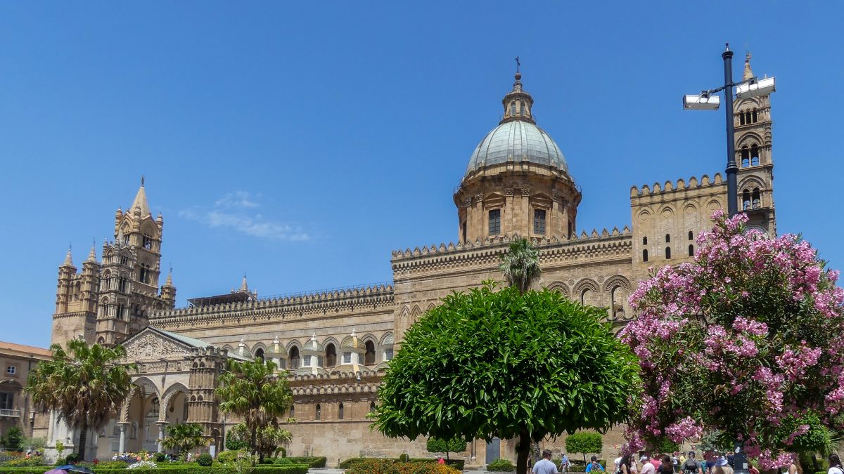 Top Sehenwwürdigkeit in Palermo: Die Kathedrale.