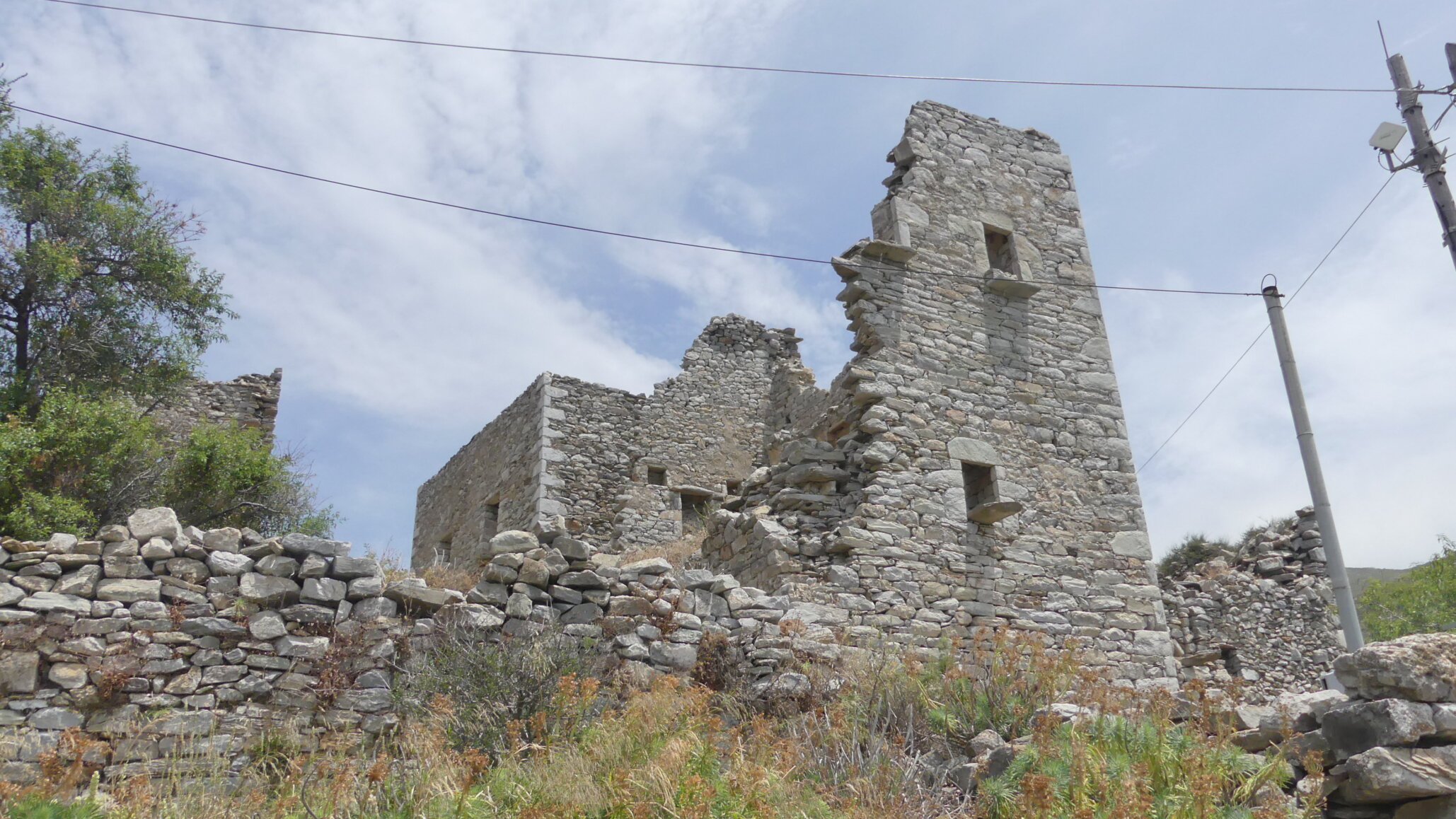 Verlassenes Gebäude in Vathia