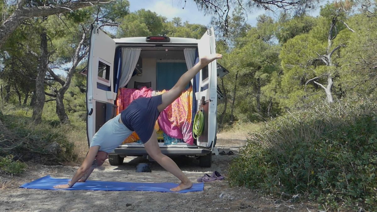 Gina beim Yoga