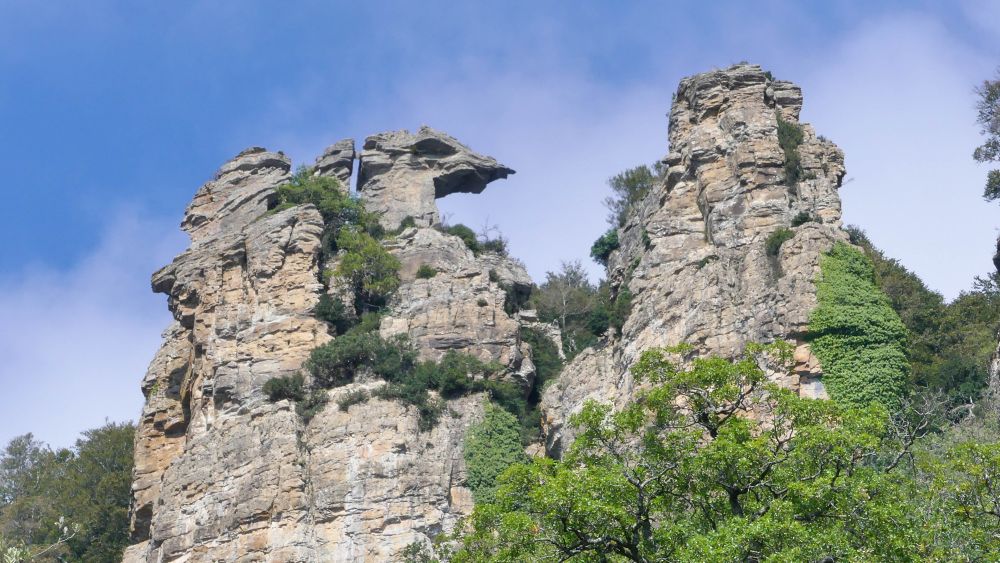 skurrile Felsgipfel in den Pyrenäen.